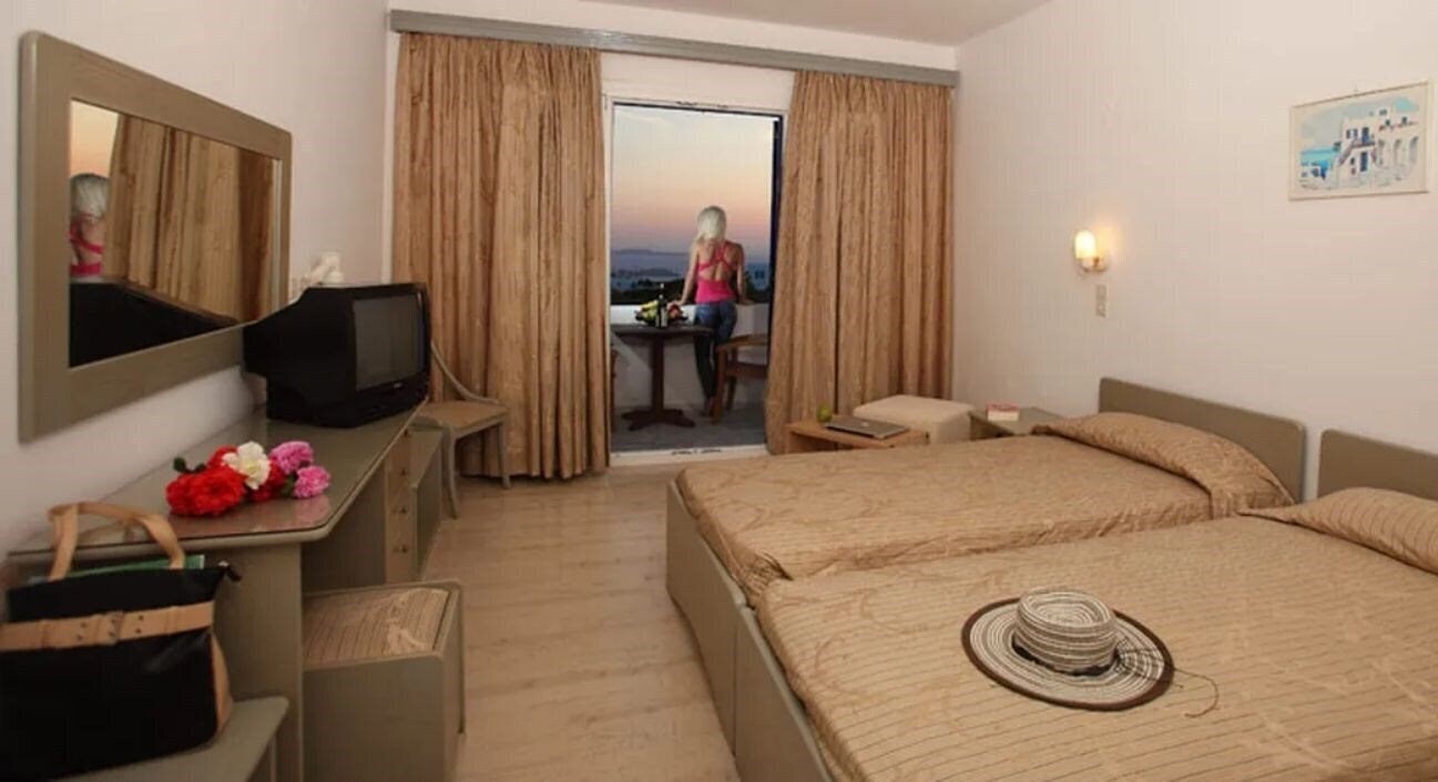 Апартаменти New Aeolos Hotel 3*